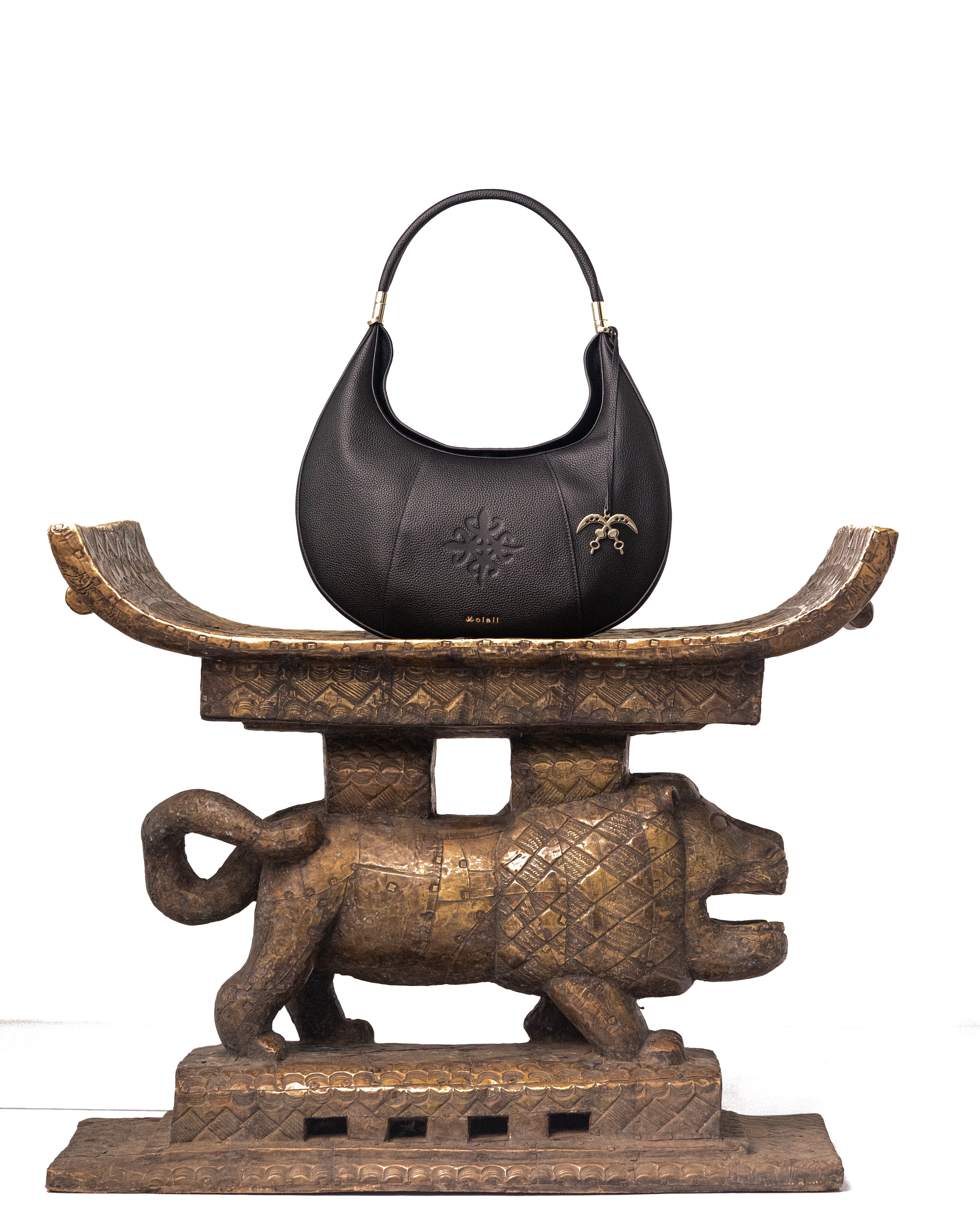 THE ONYX SHIKA