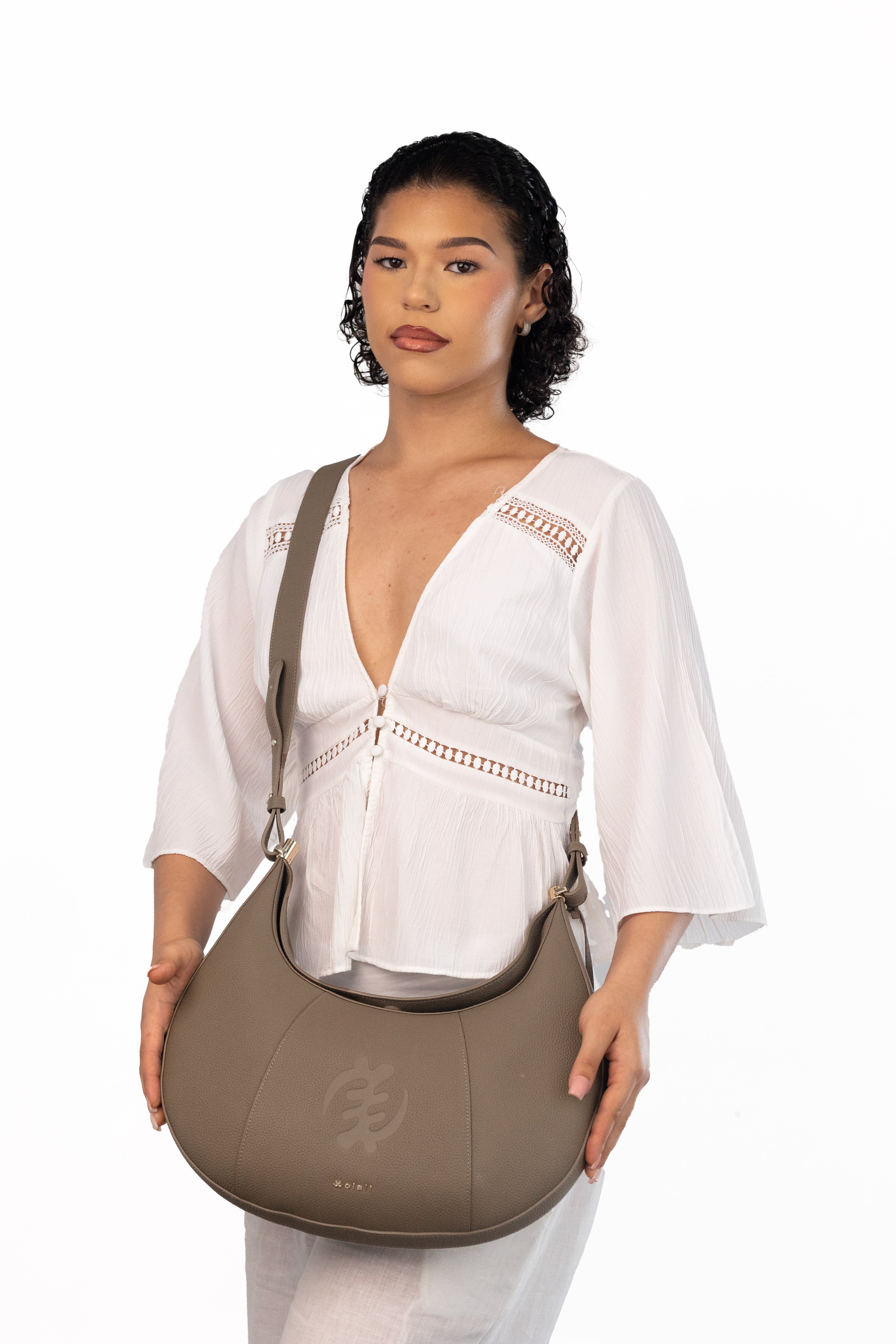 THE TAUPE SHIKA